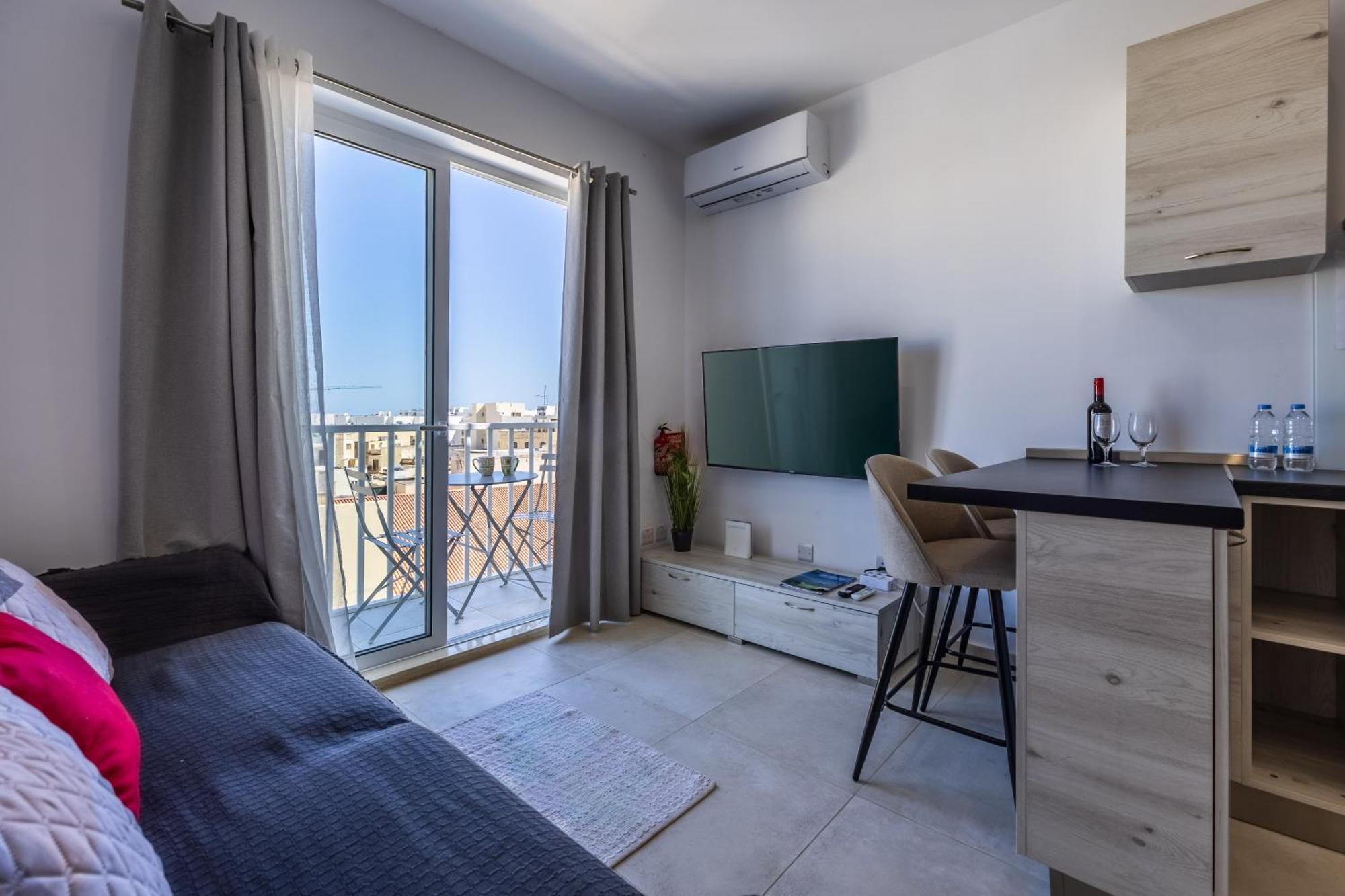 Ta Cetta Apartment 5 Min Walk From St Julians San Gwann Bagian luar foto